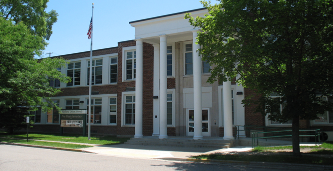 Photo of Pine Street school